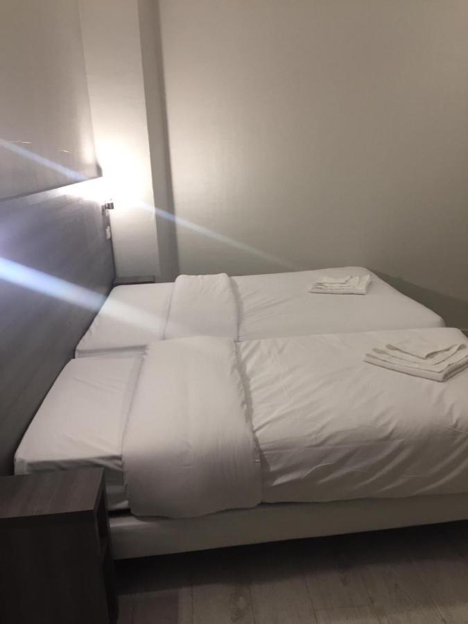 Pax Hotel باريس المظهر الخارجي الصورة